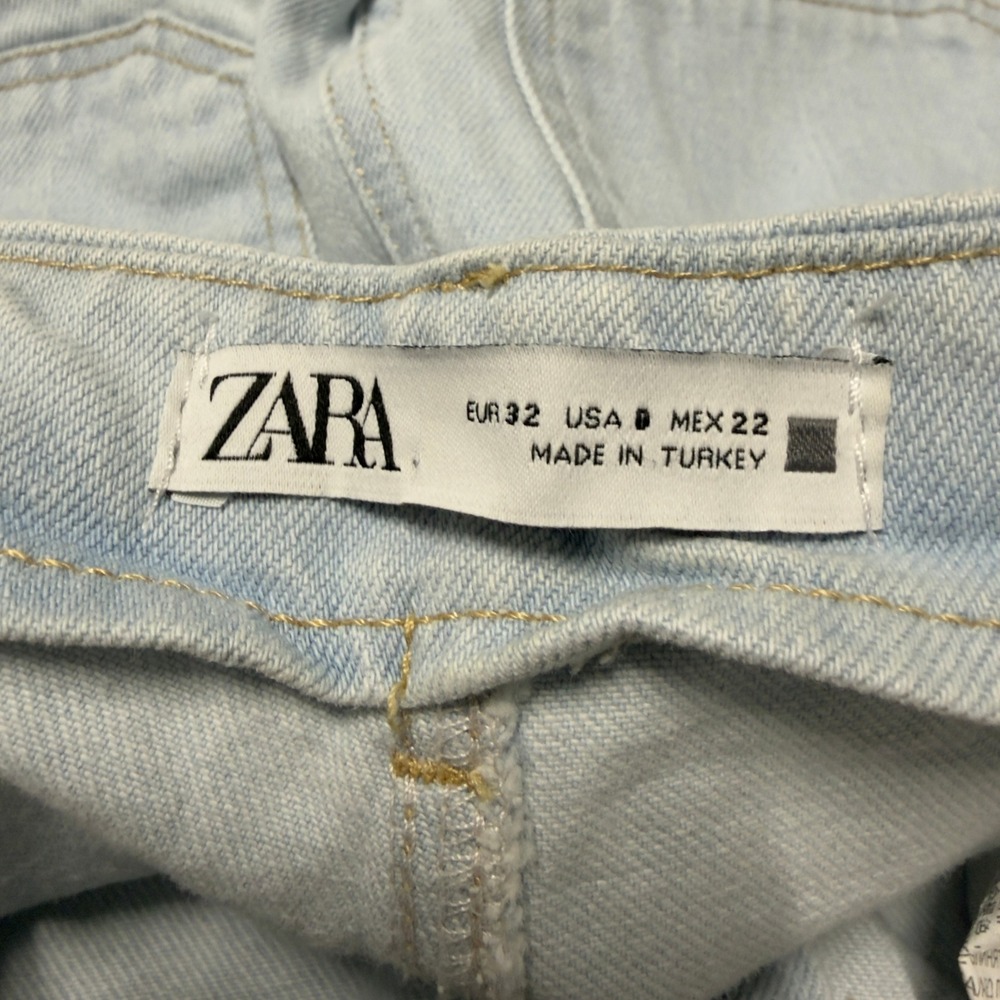 Zara High Waisted Wide Leg Jeans Light Wash Denim Gold Button Womens Size 2 - Picture 2 of 14